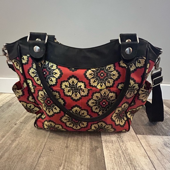 Petunia Pickle Bottom Diaper Bag & Wallet - Picture 2 of 6